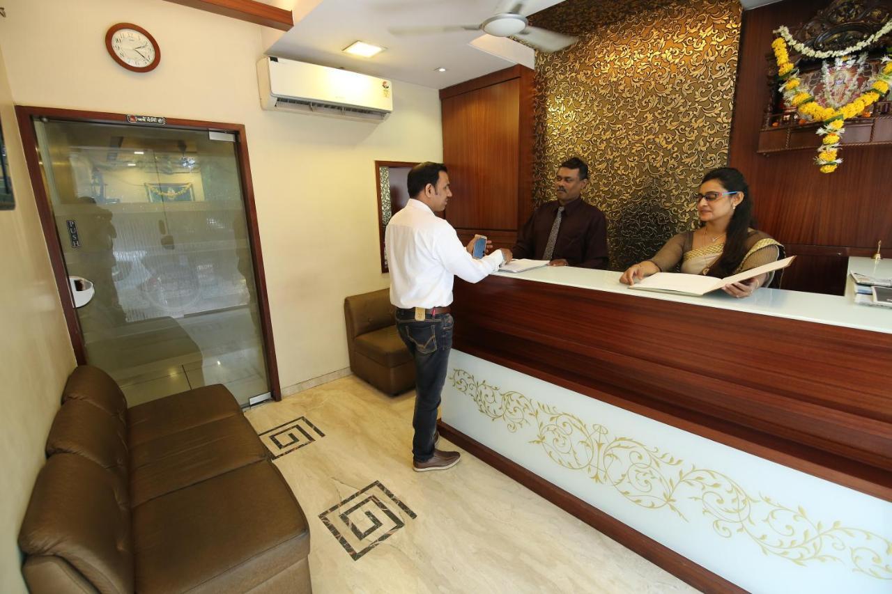 Airport Metro Hotel Mumbai Exterior foto